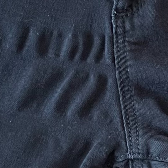 Ag The Farrah High-Rise Skinny Jeans | Black - Picture 11 of 12